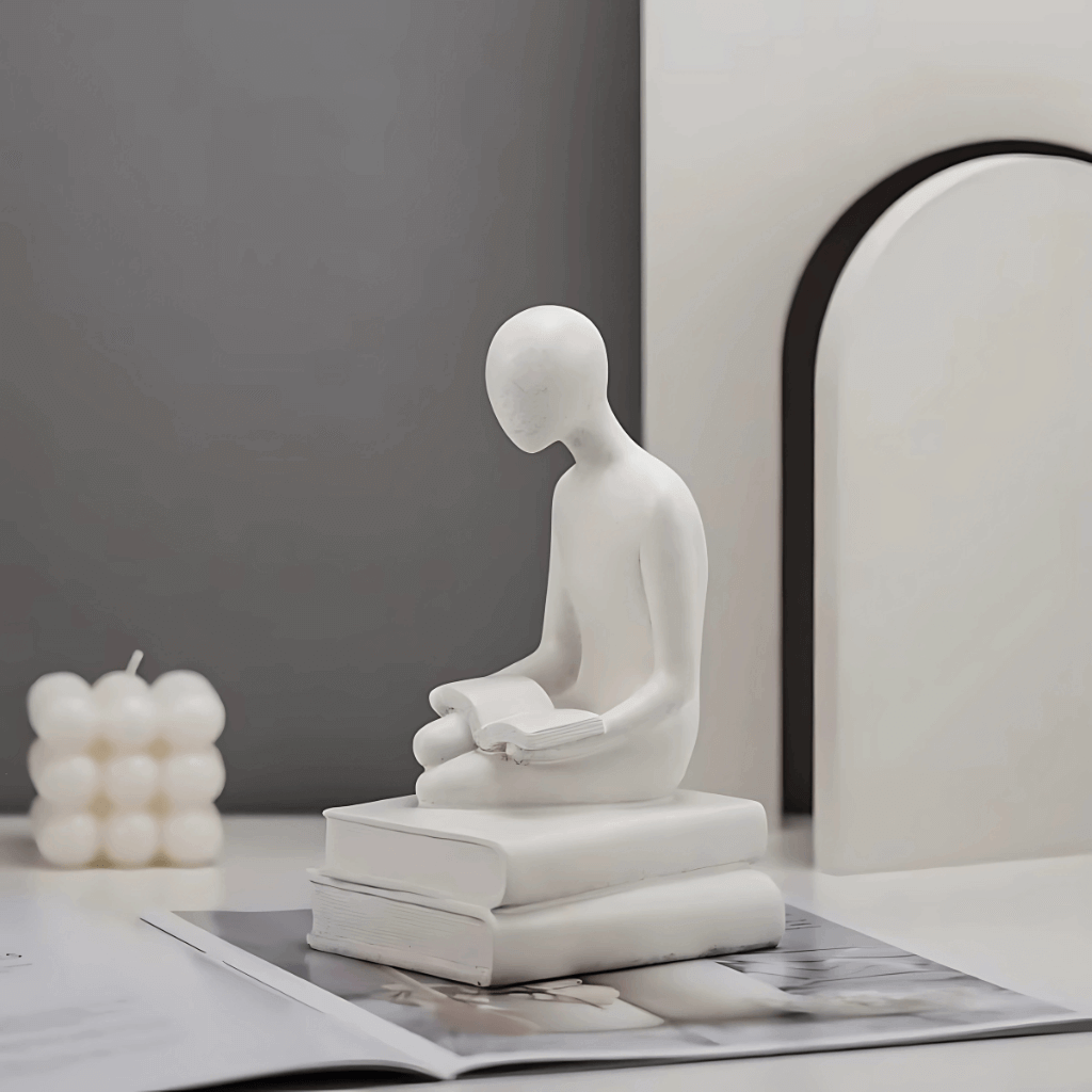 Estatueta Abstrata Figuras em Movimento