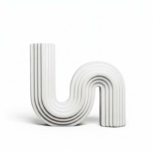 Castiçal arquitetônico em cerâmica branco 13 × 9 com acabamento liso e encaixe 2,1 cm para dinner candle