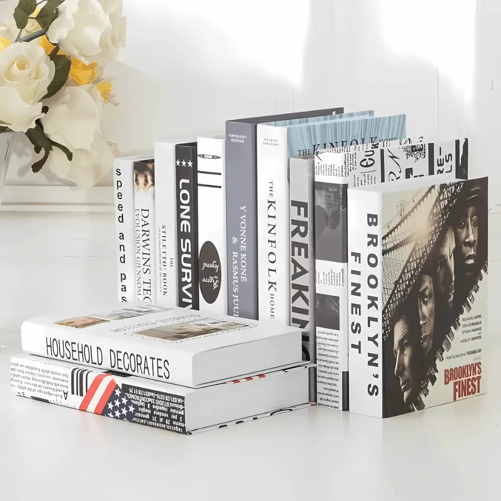 Conjunto de 12 livros decorativos para sala Curadoria Encantos tamanho L com acabamento matte premium Casa Vértice.