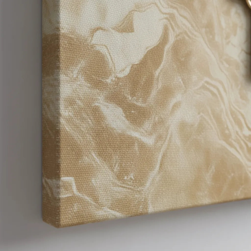 Close-up detalhado do canto de um quadro decorativo em canvas premium 100% algodão, mostrando a trama do tecido e o acabamento de borda infinita.