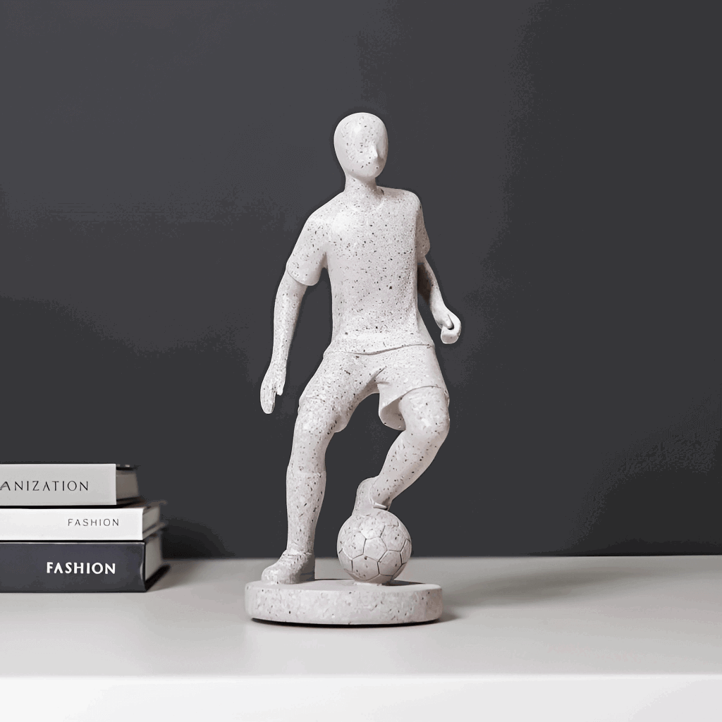 Estatueta decorativa jogador futebol resina premium textura granulada Casa Vértice
