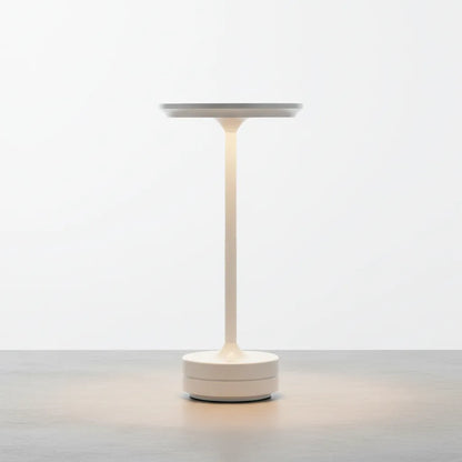 Luminária de mesa branca fosca Halo Minimalist com design italiano.