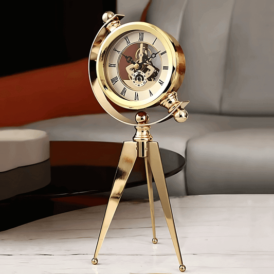 Relógio de mesa dourado de luxo com design antigo elegante Casa Vértice